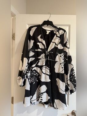 Black & White Floral Tie-Front Tunic - H&M